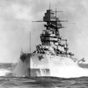 g_USS_Arizona_BB-39_-_1930s-595x471